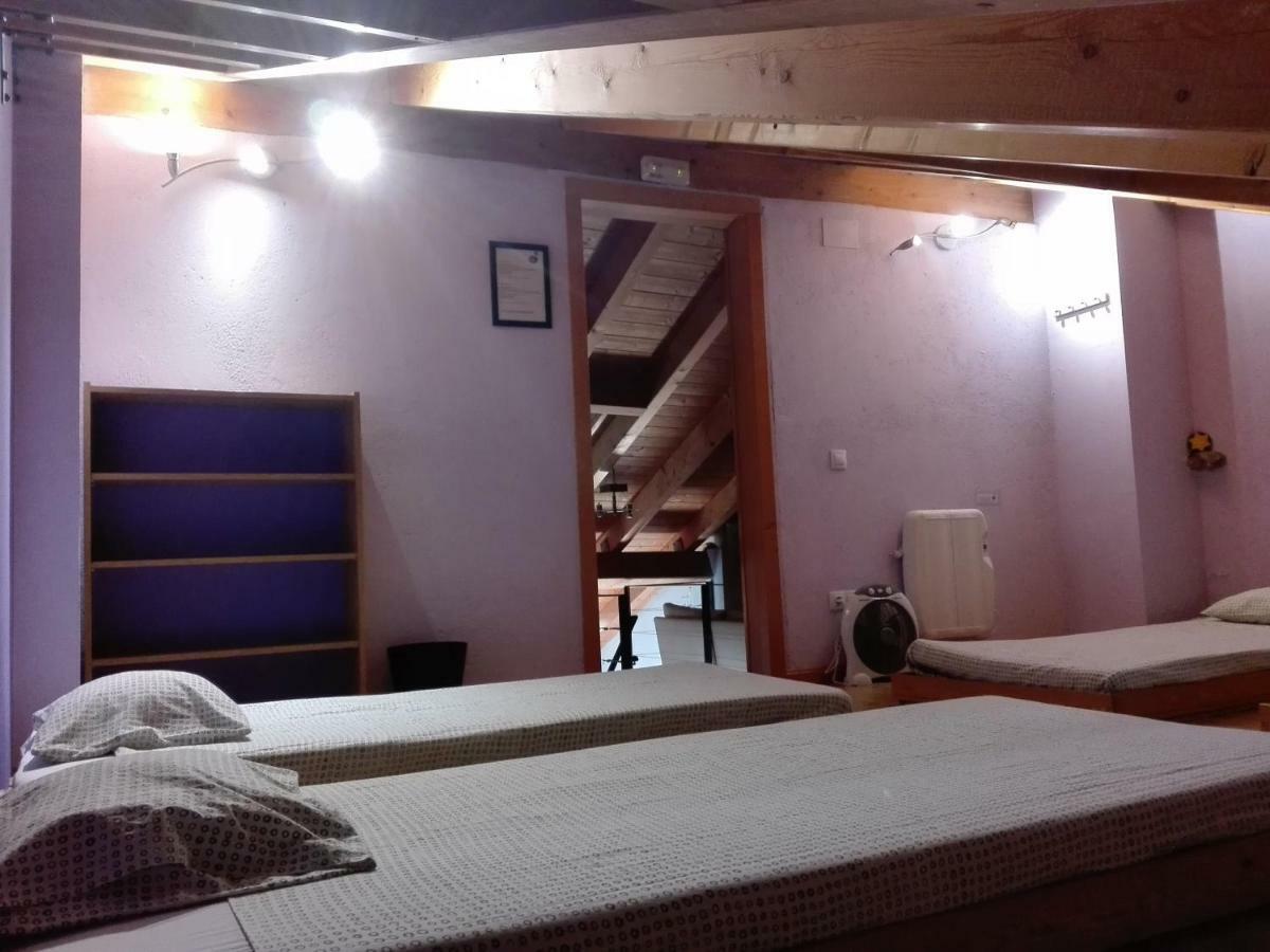 Refugi Casa Canelo Rodes Экстерьер фото