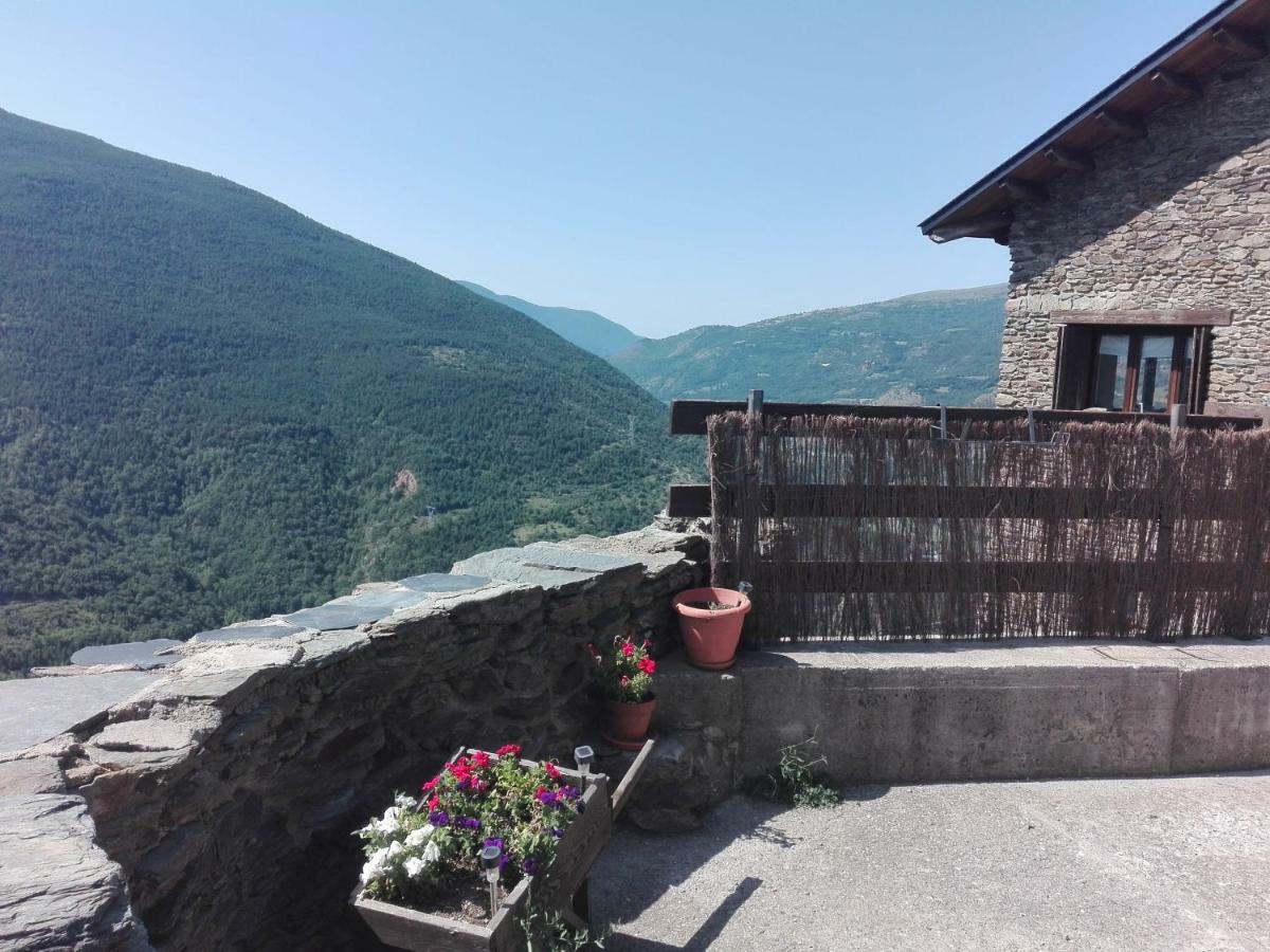 Refugi Casa Canelo Rodes Экстерьер фото